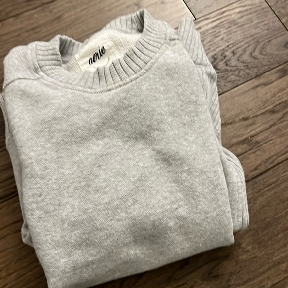 Aerie down to earth crew sweatshirt - Picture 2 of 4